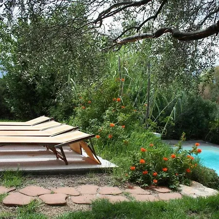 Holiday home Campagna In Casa Con Piscina 2 *